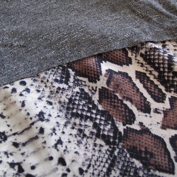 DOLAN T-SHIRT Animal Print Grey Tee - Picture 3 of 10